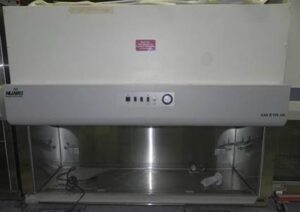 Nuaire NU-425-600 Biosafety Cabinet