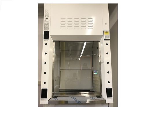 MOTT Corportation 3 foot Fume Hood Fume Hood
