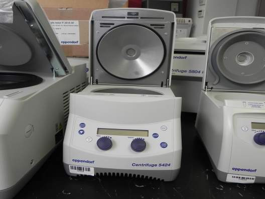 Eppendorf 5424 Microcentrifuge