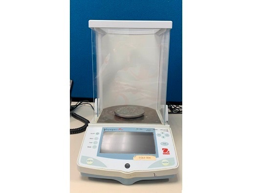 Ohaus VP214CN Analytical Balance