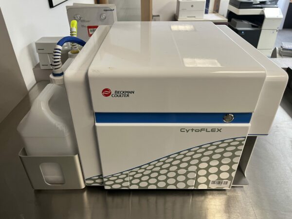 Beckman Coulter CytoFLEX LX Flow Cytometer