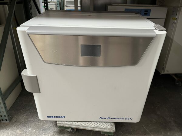 Eppendorf S41I-120-0100 Incubated Shaker