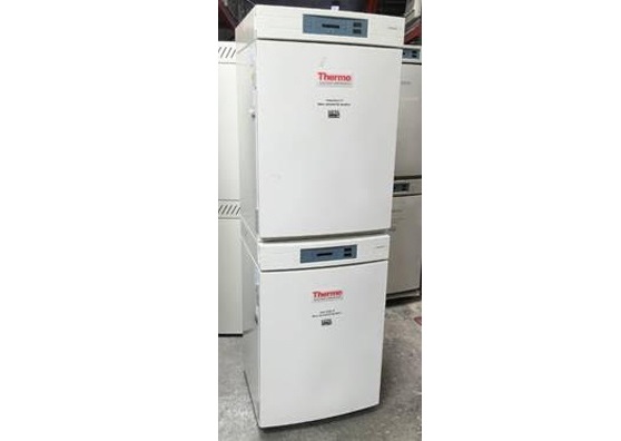 Thermo Scientific 3110 CO2 Water Jacketed Incubator