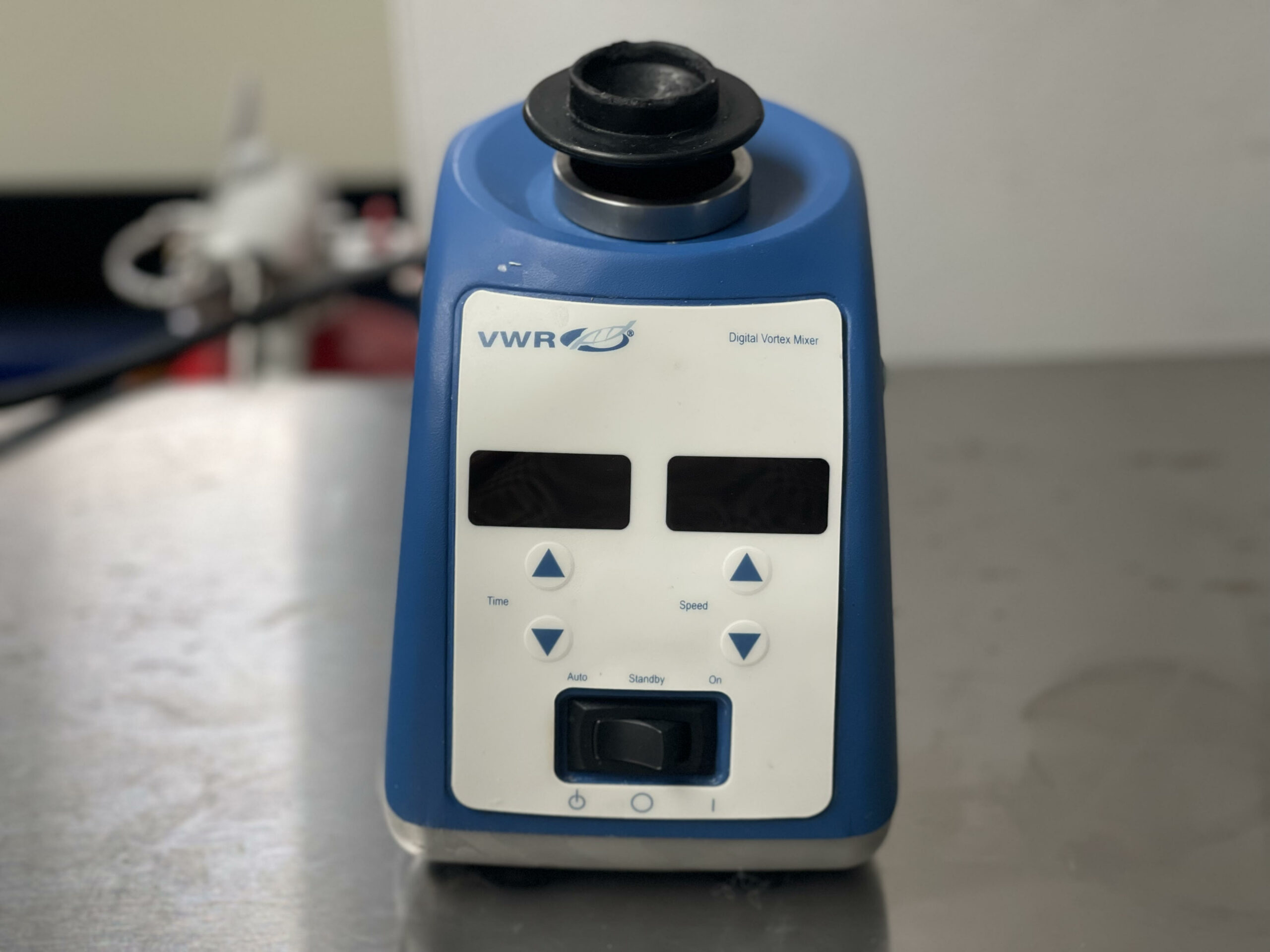 VWR 10153-842 Vortexer