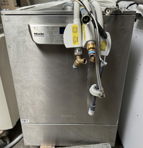 Miele PG 8583 Glassware Washer