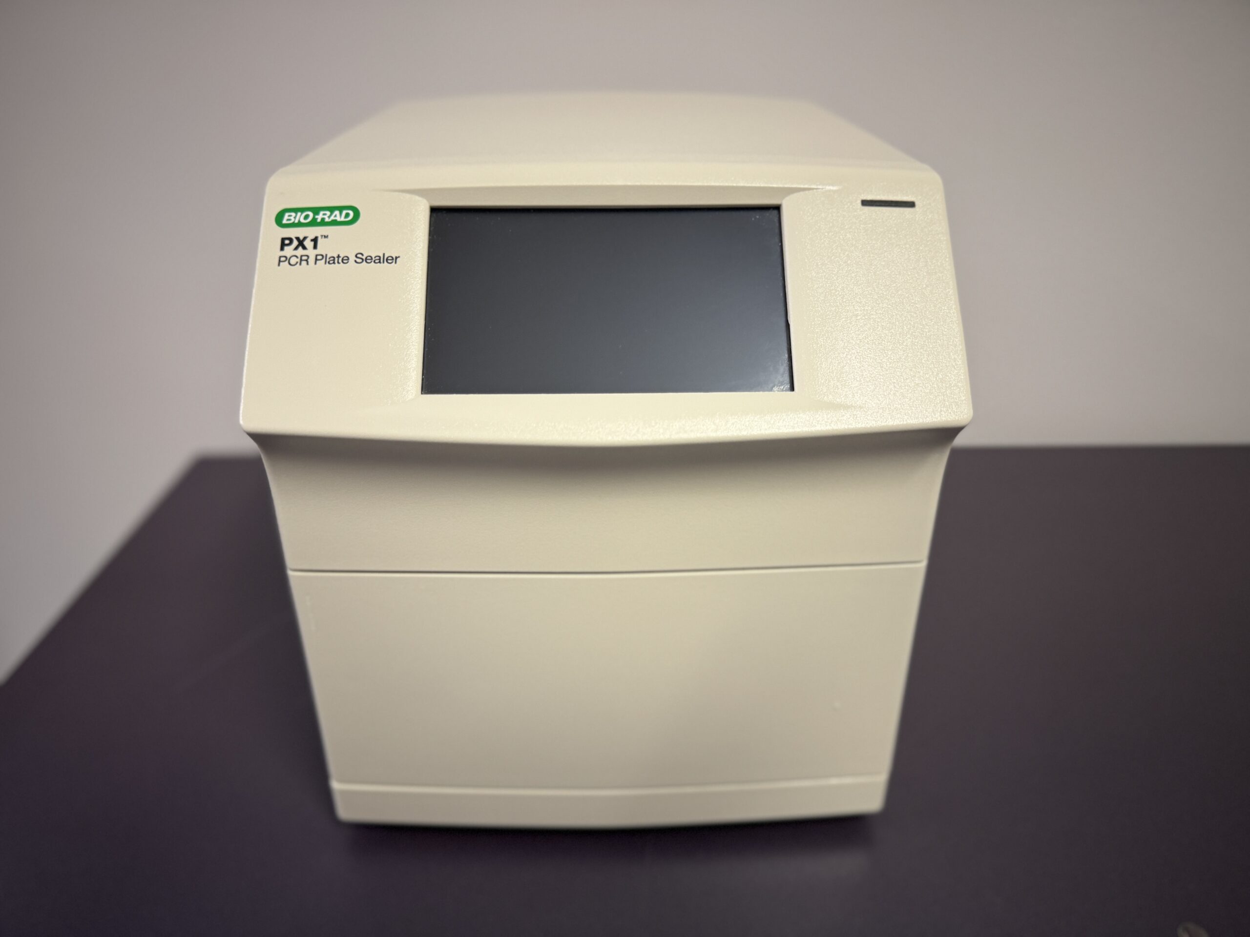 Bio-Rad PX1 PCR Plate Sealer PCR / Thermal Cycler