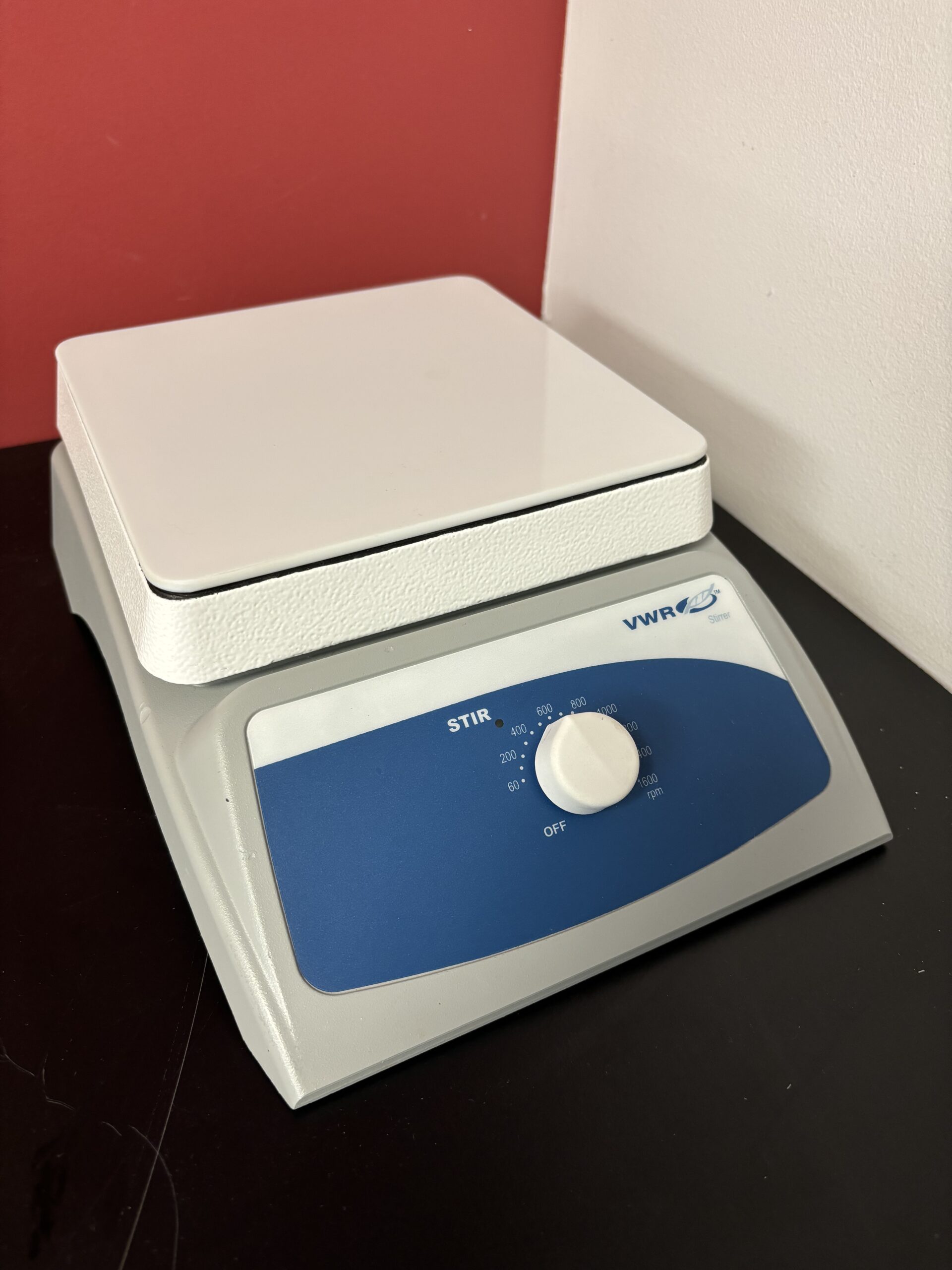 VWR 12365-380 Magnetic Stirrer