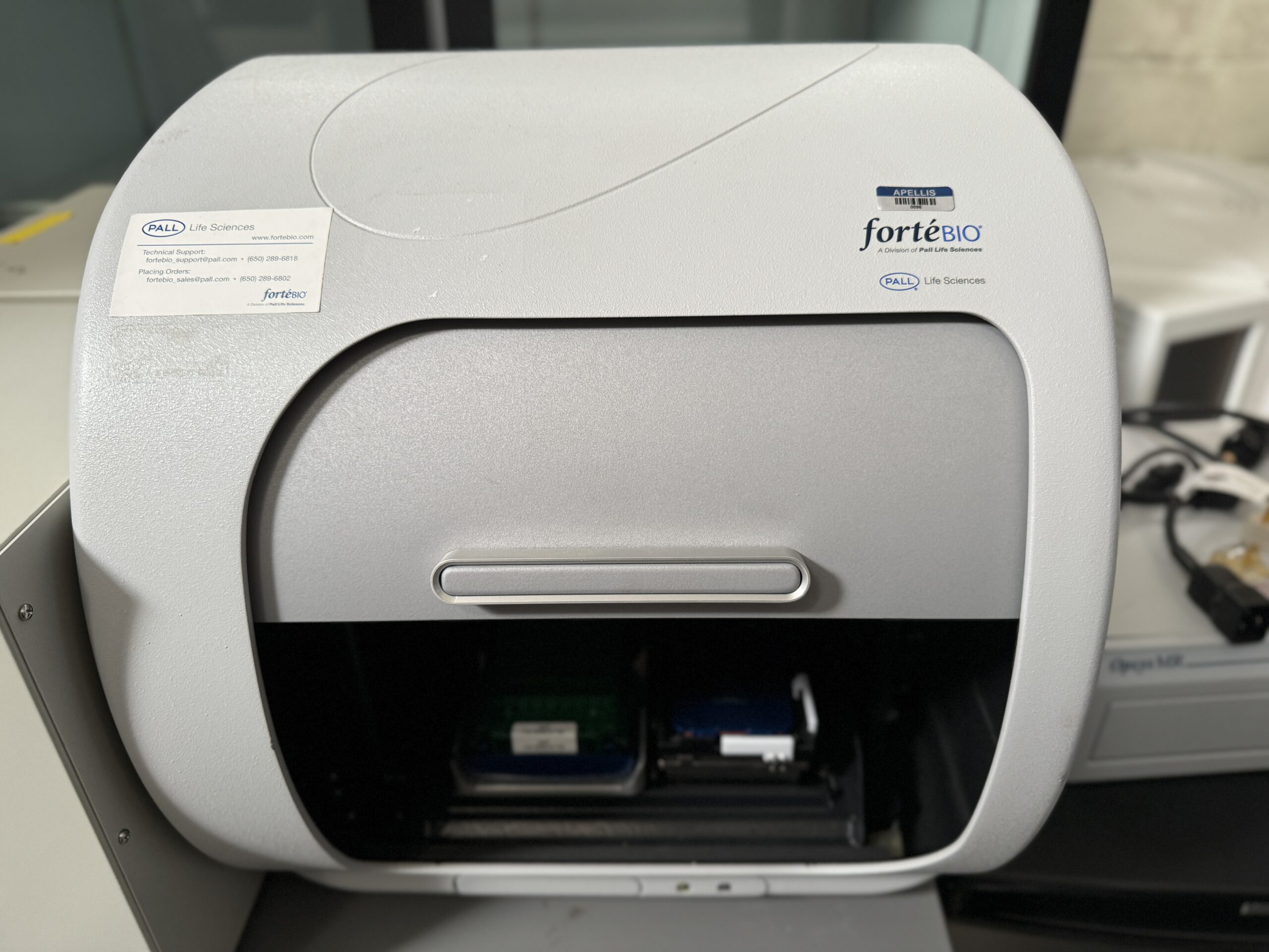 Forte Bio Octet QKe SPR Analyzer