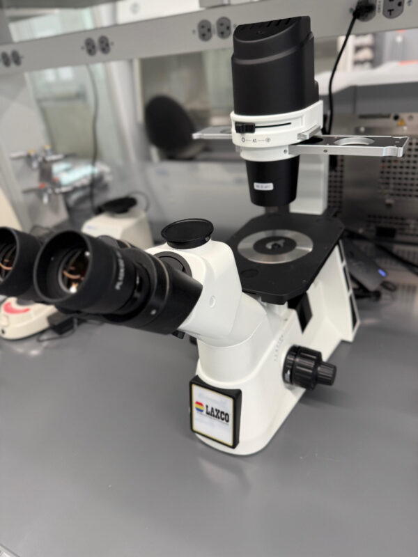 Laxco LMI3000 Inverted Phase Contrast Microscope