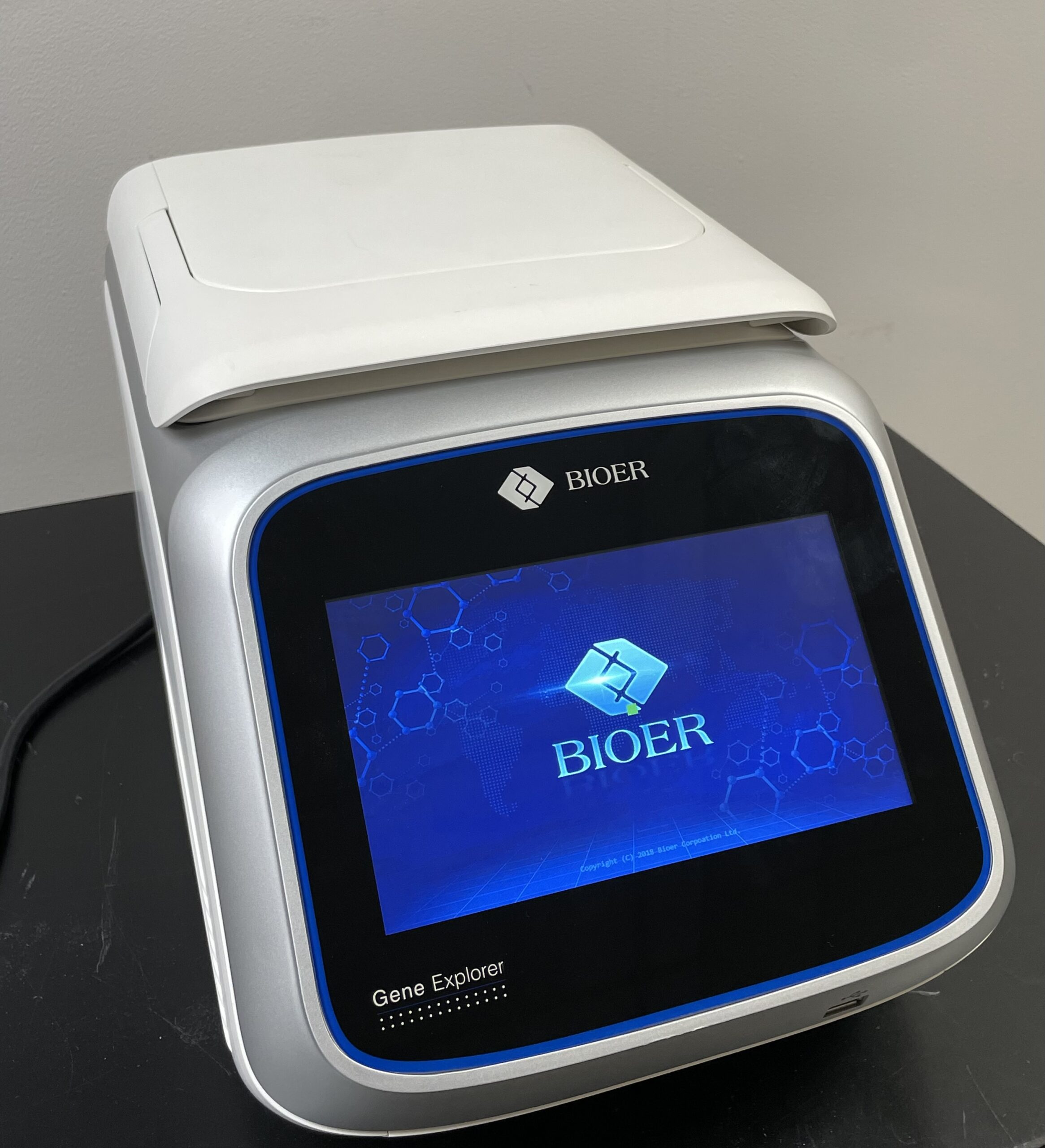 Hangzhou Bioer Technology GE-96G PCR / Thermal Cycler