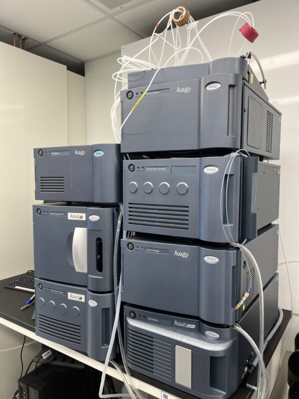 Waters Acquity HPLC System HPLC System