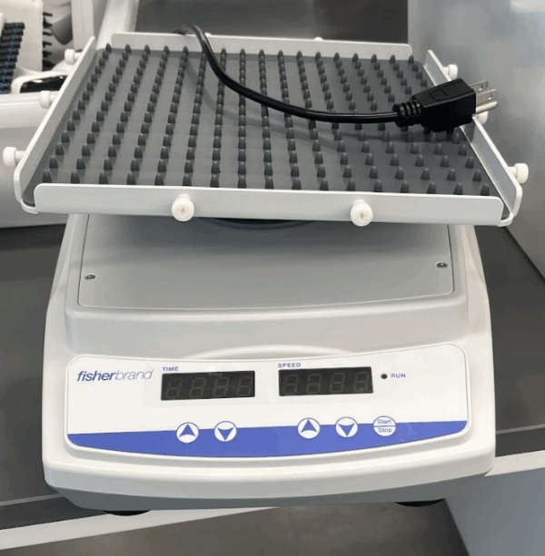 Fisher Scientific 88861045 Shaker