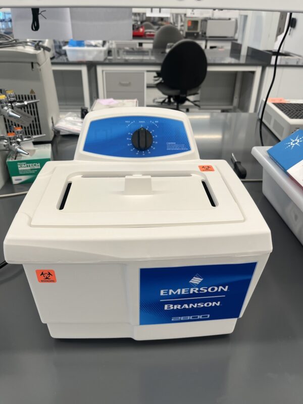 Branson M2800 Ultrasonic Cleaner