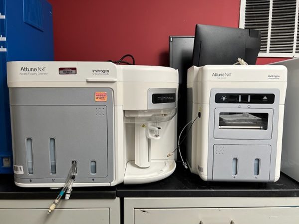 Attune NXT AFC2 w/ Attune NxT Autosampler. Blue and red Lasers. : 23866