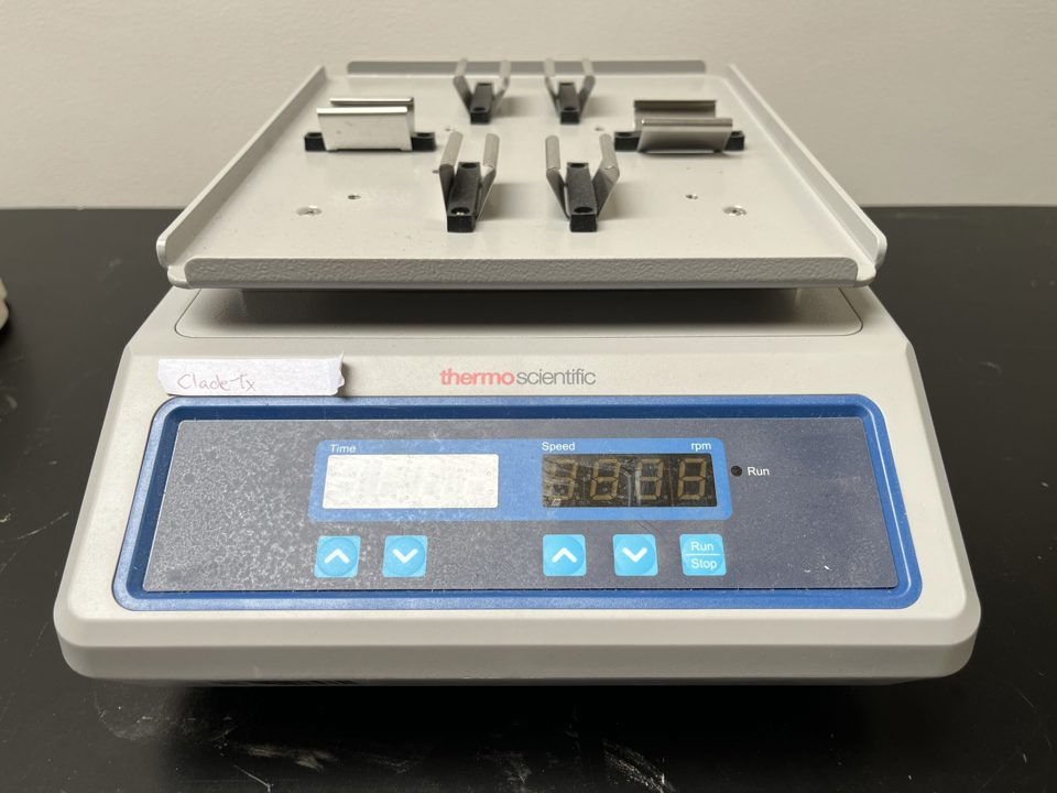 Digital Microplate Shaker (88882005) : 29522