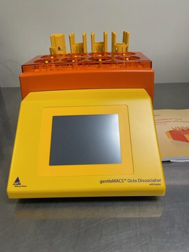 gentleMACS Octo Dissociator : 28552